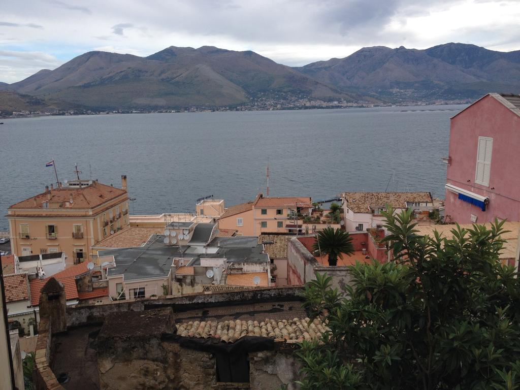 Bed & Breakfast Castello Aragonese 加埃塔 外观 照片